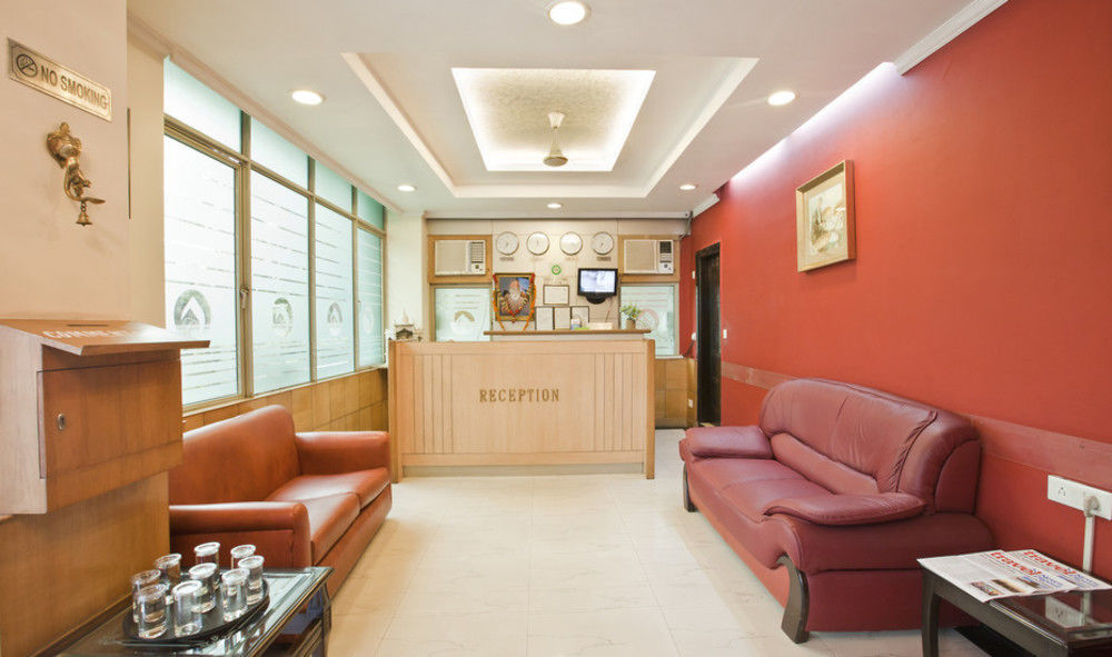 Hotel Chirag Residency Nueva Delhi Exterior foto